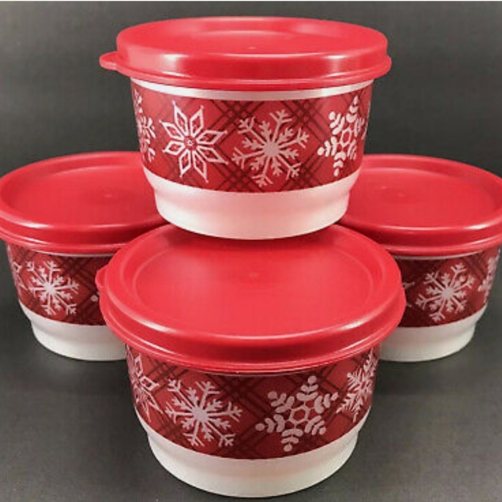 NEW HOLIDAY Tupperware Storage cups